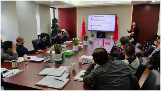 安徽迪威国际地产集团公司召开党委理论学习中心组第十二次学习扩大会